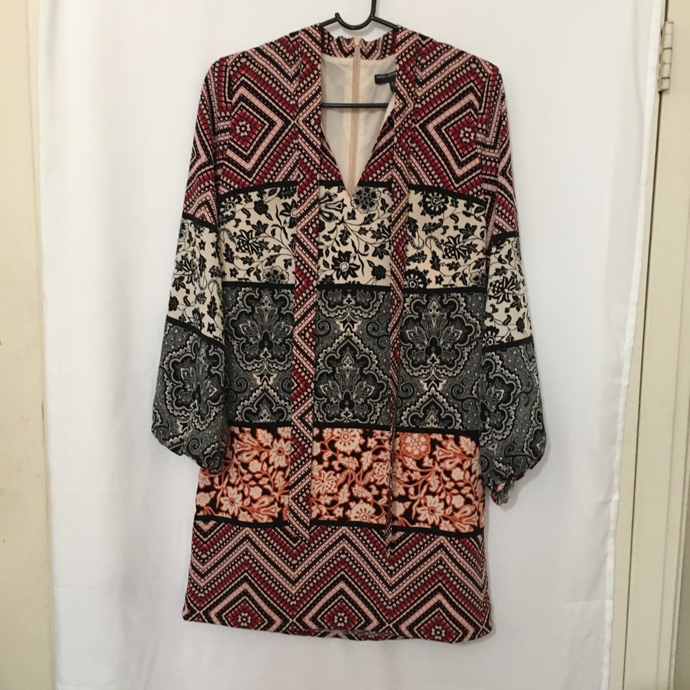 Maggy London Long sleeve dress size 6